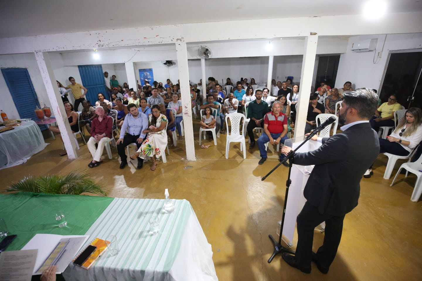 juiz coordenador do Nupref/CGJUS, Wellington Magalhães durante fala na entrega de títulos de legitimação fundiária