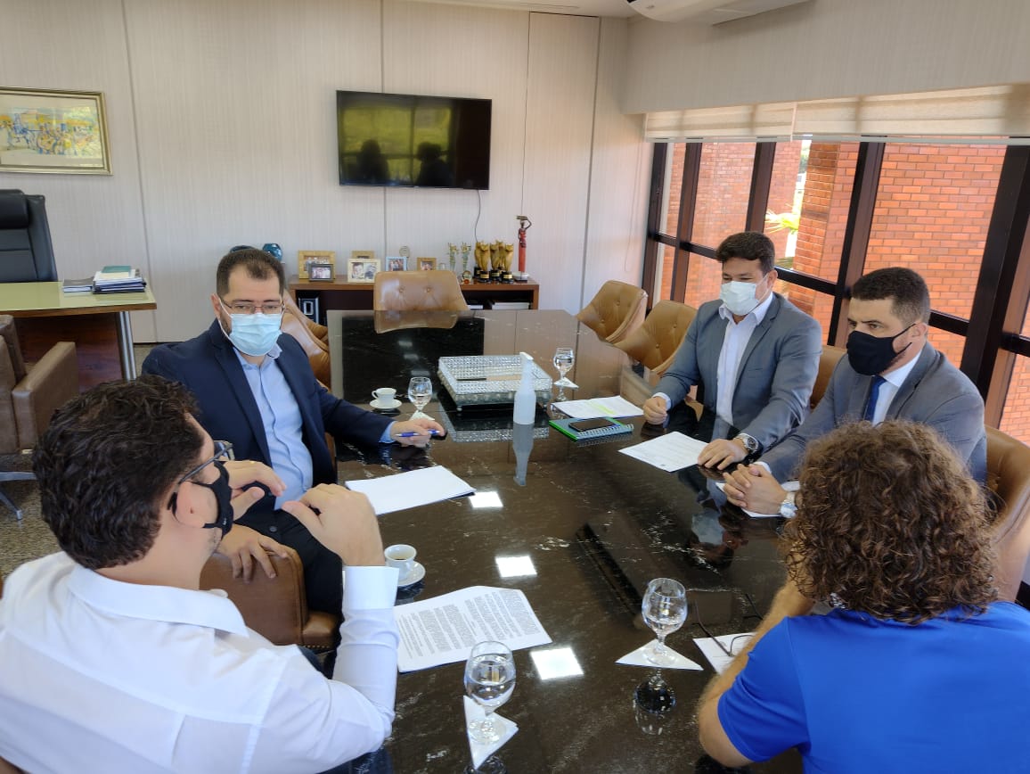 Membros do Poder Judiciário recebem secretário da Seciju e superintendente do Procon TO 3