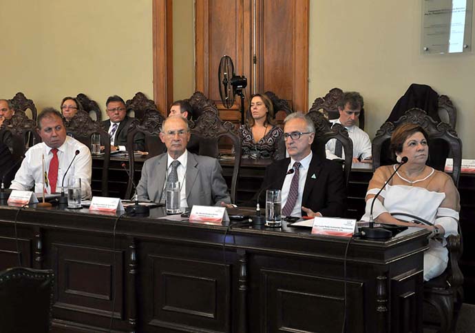 102colegiobh sabado 03