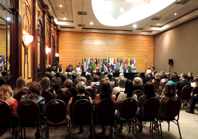 abertura 102colegiomg 05