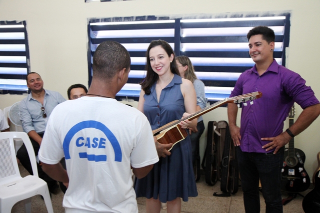 musicacase04 TJT 7178