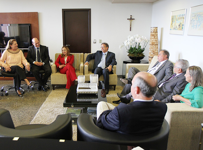 TJT 2672 visitagovernador05