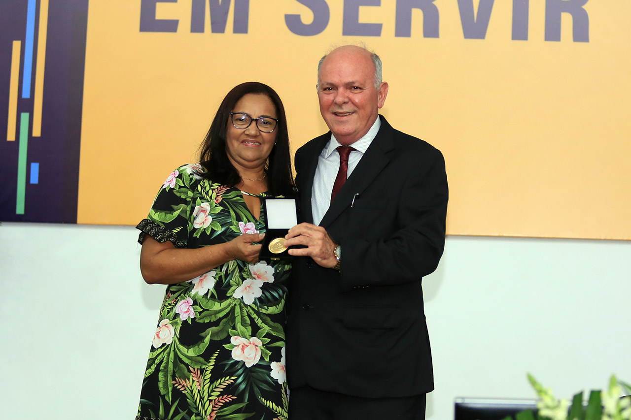 amagicaemservir tarde 00022