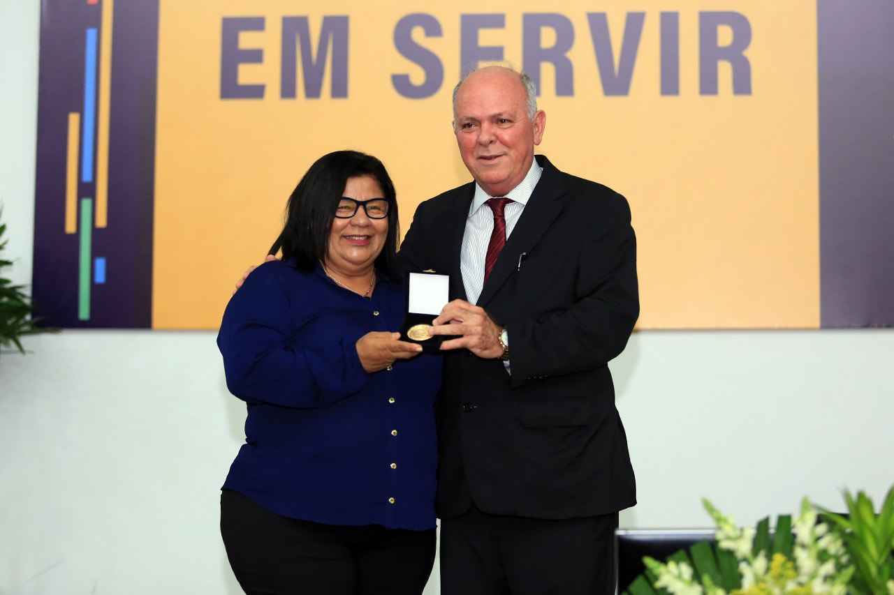 amagicaemservir tarde 00023