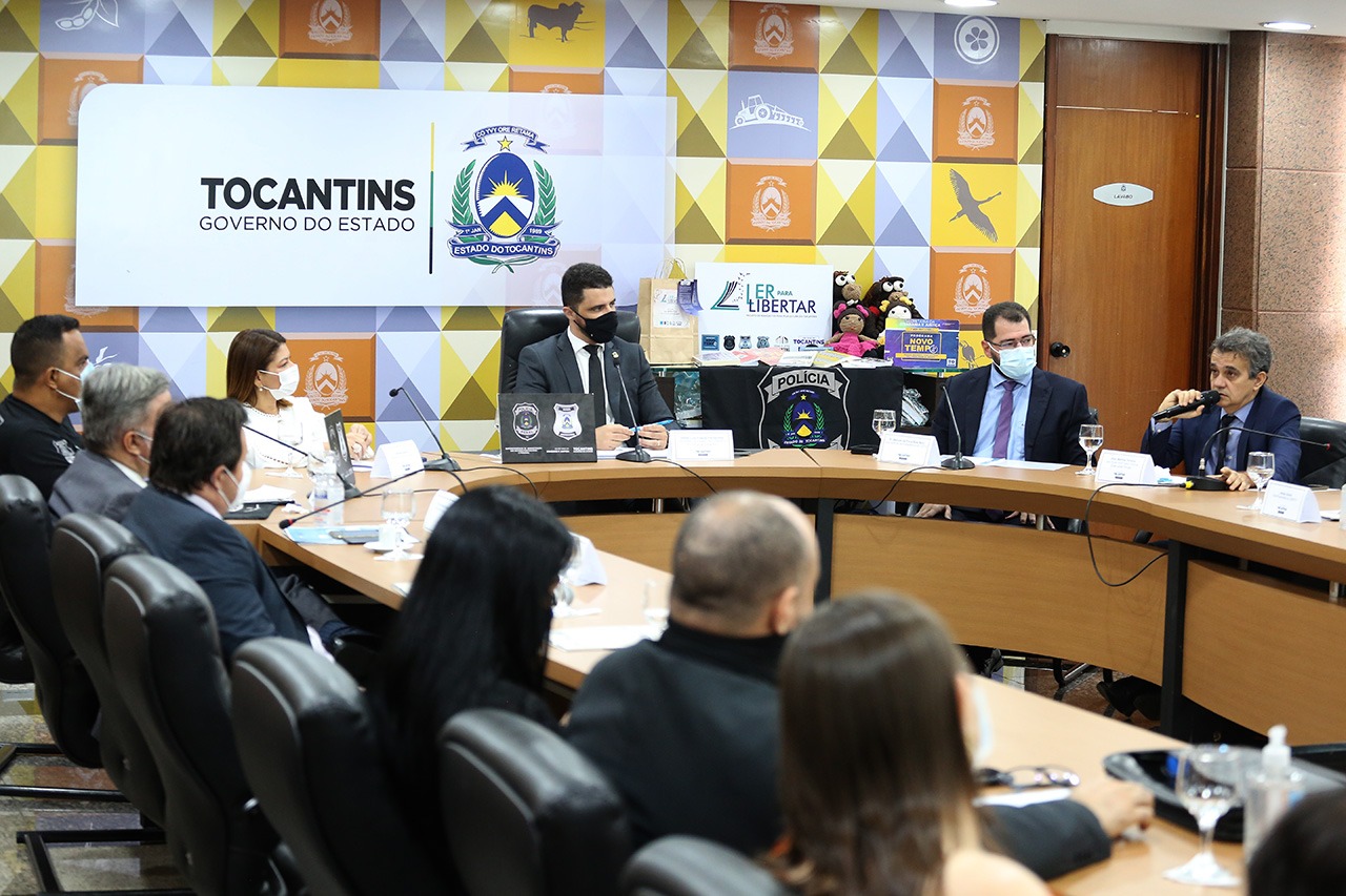 7BCC789D A9D1 41B8 9807 2BE76BF8C565