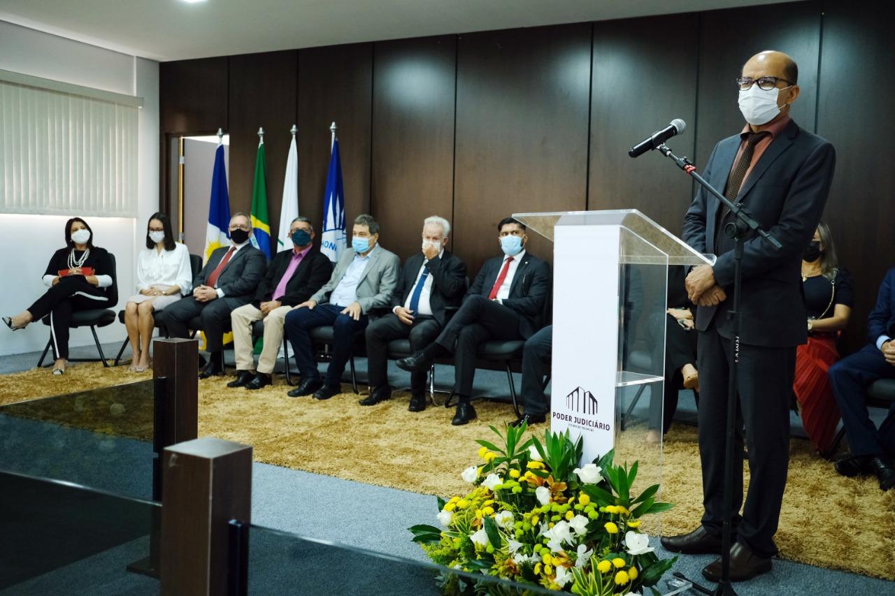 3C57BC27 F510 4DA0 A4DE 6E8EE83A98EF