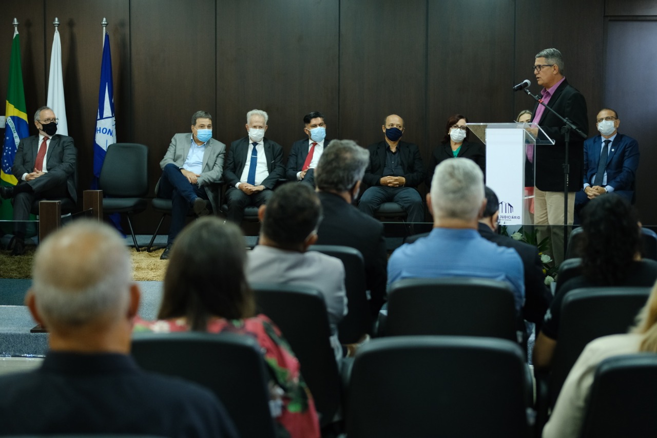 AB46F1FB 8F67 4D59 A448 7EF3597C1403