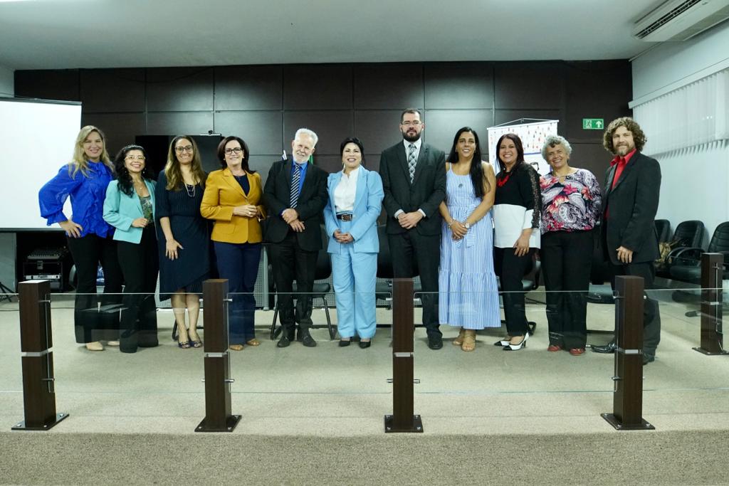 77275749 8F50 4157 BB38 A63705E37D52